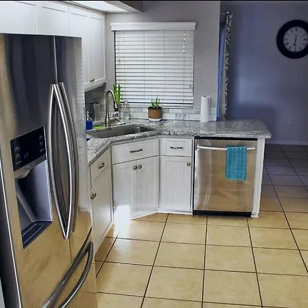 Spacious 4-Bedroom 2-Bath Abode Winter Haven Exterior photo